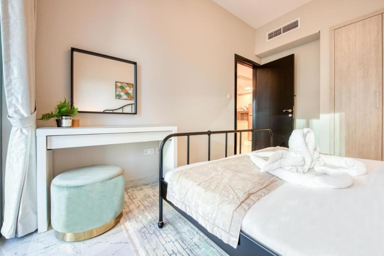 Elite Lux Holiday Homes - Cozy & Stylish 1 Bedroom With Huge Pools & World Class Gym Dubaï Extérieur photo